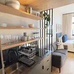 Luxury Studio / Co_Living / City Views
