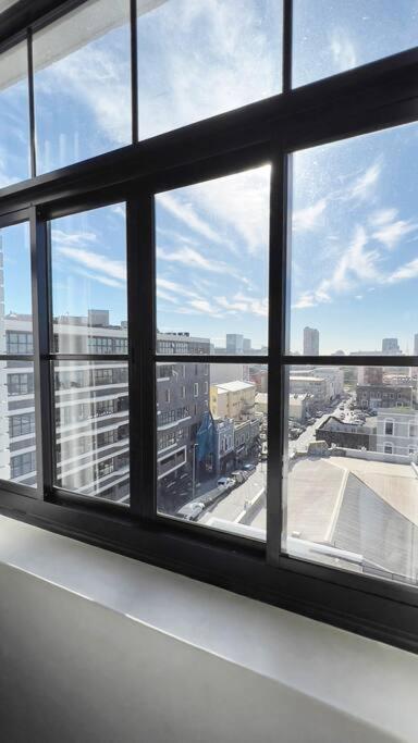 Luxury / Co_living / Views